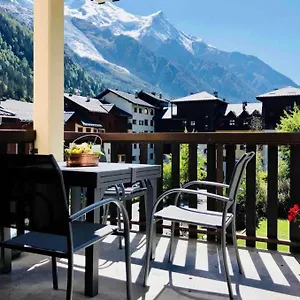 Mont Blanc 25, Vue Mont Blanc, Balcon, Parking Apartment Chamonix